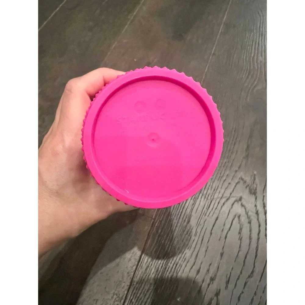 Starbucks Fall 2021 Matte Neon Pink Studded Venti 24oz Tumbler Cold‎ Cup